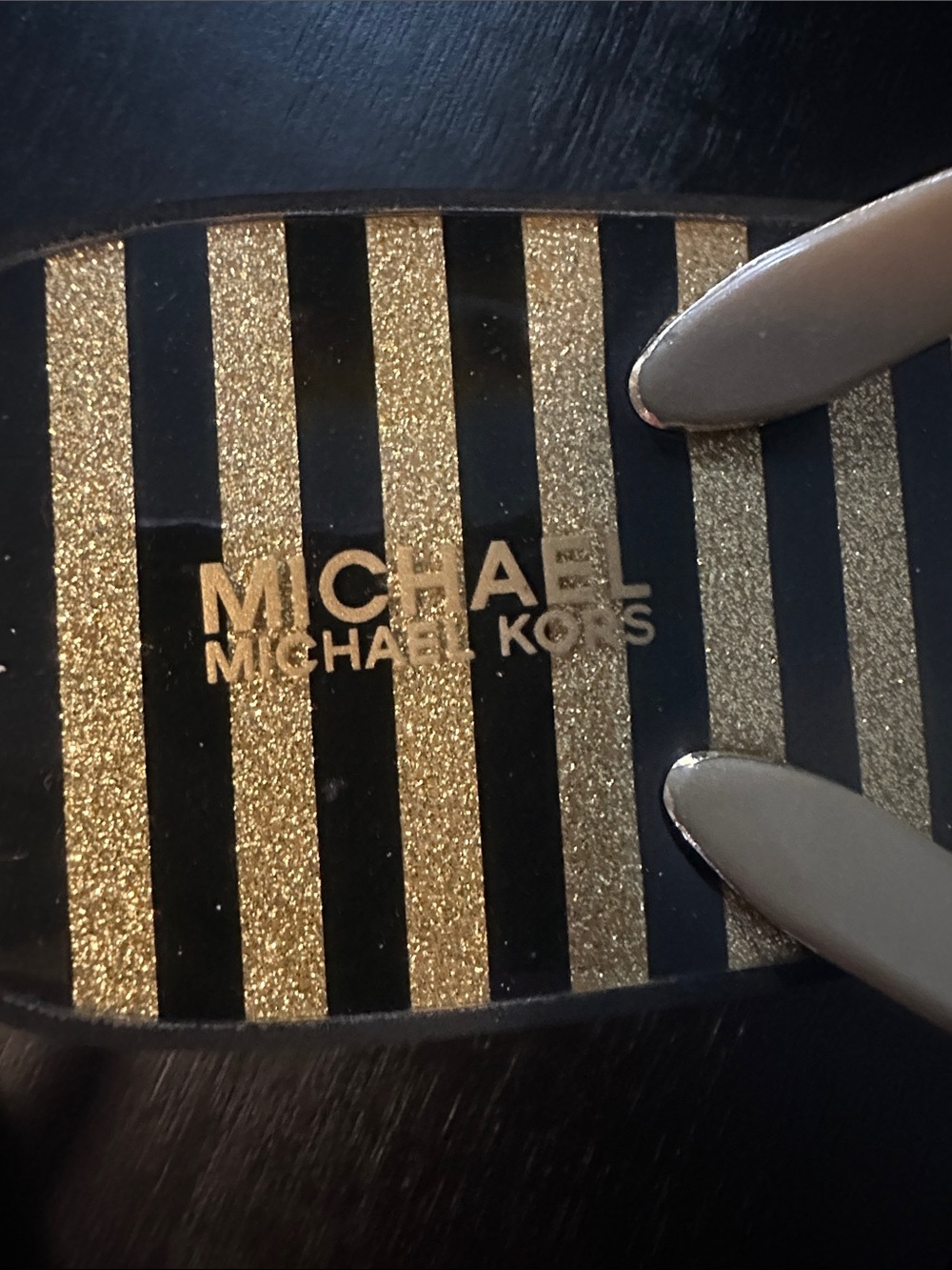 Michael Kors Gold Striped Black & Gold Logo Flip Flops - Picture 3 of 6